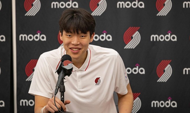 火箭队阵容变动！23岁替补被召回！轰26分7助攻，乌度卡靠他救场